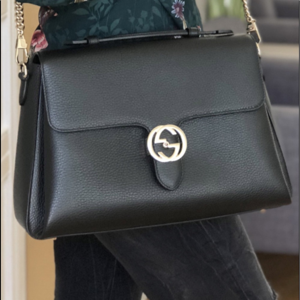 Gucci interlocking bag .. large size in excellent condition .very nice bag
